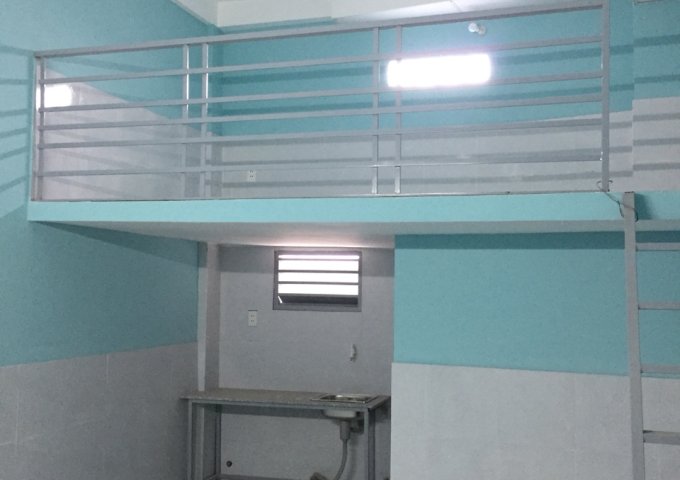 Cho thuê phòng trọ ngay chợ Bình Triệu, phòng mới xây, DT 27m2, giá 2.9 triệu/tháng.