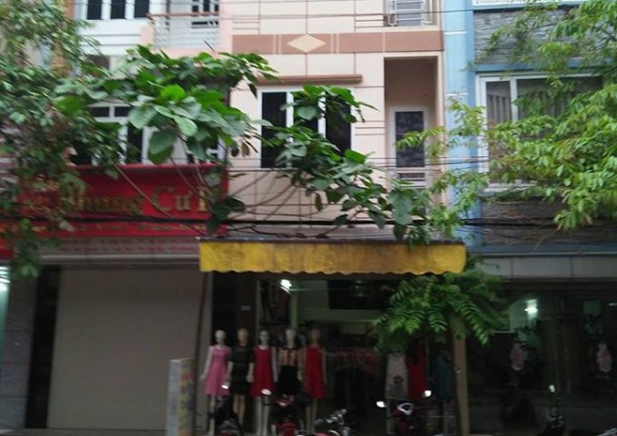 Bán nhà 3 tầng mới xây mặt đường Trần Phú, phường Đồng Tâm
