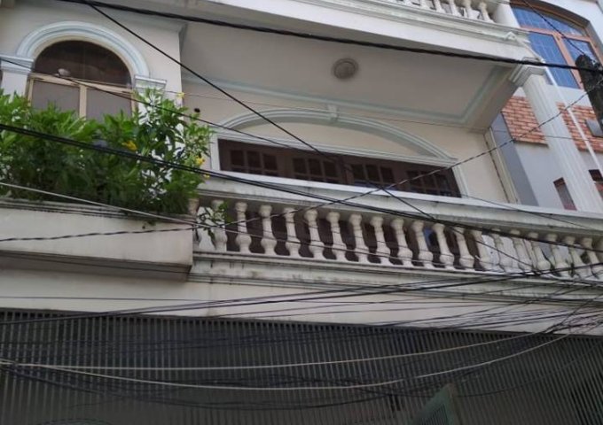 Bán nhà riêng đẹp giá tốt tại đường Cao Thắng, quận Phú Nhuận