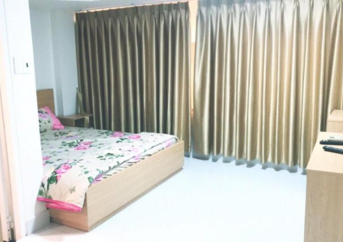Cho thuê căn hộ quận Tân Bình, đường Cộng Hòa, DT 20m2, full nội thất