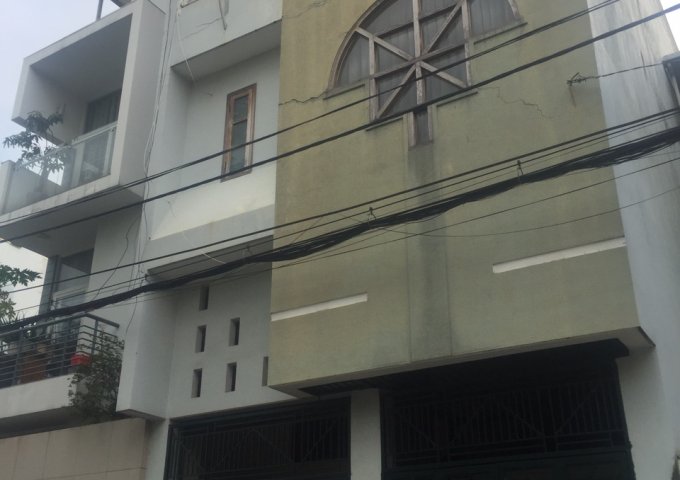 Bán nhà bằng giá đất hướng Tây bắc trong KDC An Phú Hưng p.Tân Phong Quận 7