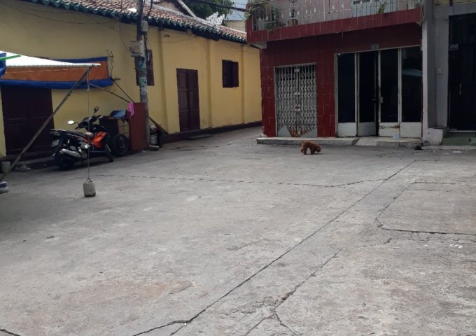 Bán nhà hẻm 475 Cách Mạng Tháng Tám, Quận 10, 1,8 x 6m, 2 lầu, giá 1,14 tỷ