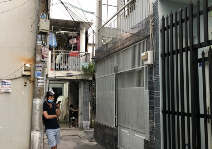 Bán nhà hẻm 229 Tân Kỳ Tân Quý, 4.6m x 10m, 1 lầu. Giá 3.2 tỷ, P. Tân Sơn Nhì, Q. Tân Phú