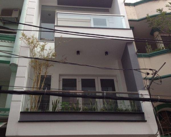 Bán nhà khu biệt thự đường Nguyễn Trọng Tuyển, P1, Tân Bình, DT 4x23.5m, 5 tầng