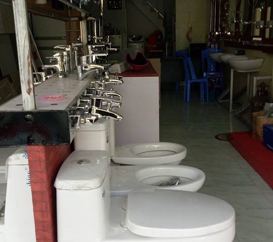 Sang nhượng cửa hàng gạch ốp lát thiết bị vệ sinh tại N0 01 LK 16 khu liền kề 27,28 Lê Trọng Tấn
