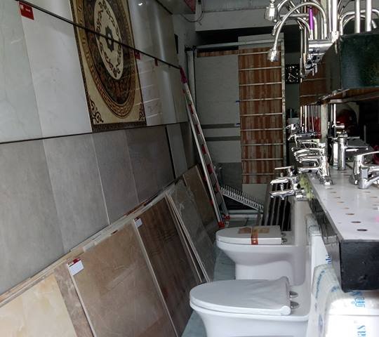 Sang nhượng cửa hàng gạch ốp lát thiết bị vệ sinh tại N0 01 LK 16 khu liền kề 27,28 Lê Trọng Tấn
