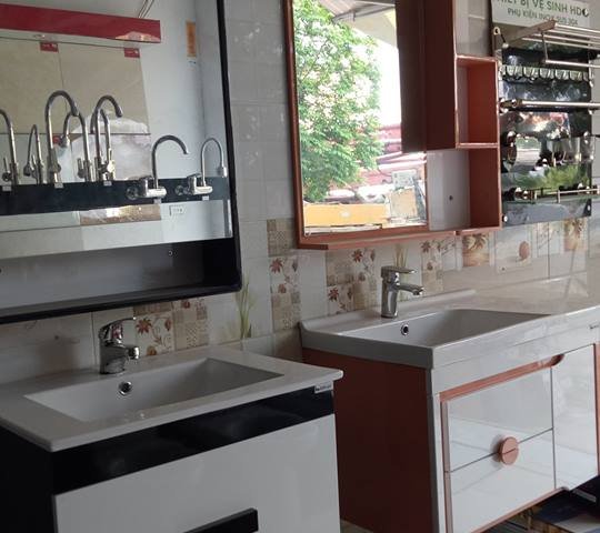 Sang nhượng cửa hàng gạch ốp lát thiết bị vệ sinh tại N0 01 LK 16 khu liền kề 27,28 Lê Trọng Tấn