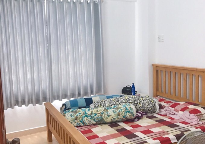 Bán chung cư phường 3, lô B5, quận 4