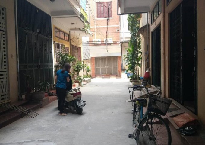 Bán nhà phân lô 376 Đường Bưởi Ba Đình , 5t 50m2 , đường oto vào nhà thoải mái . Giá 8.7 Tỷ