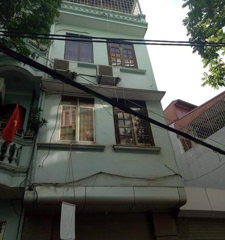 Cho thuê nhà mặt phố Cù Chính Lan, Thanh Xuân, DT 40m2 x 4 tầng