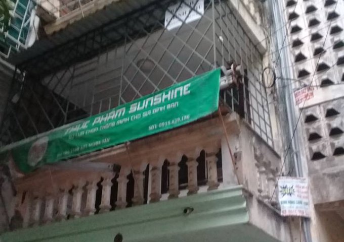 Bán căn hộ 120m2, tòa A4 ngõ 120 Hoàng Quốc Việt, full nội thất. 3.1 tỷ