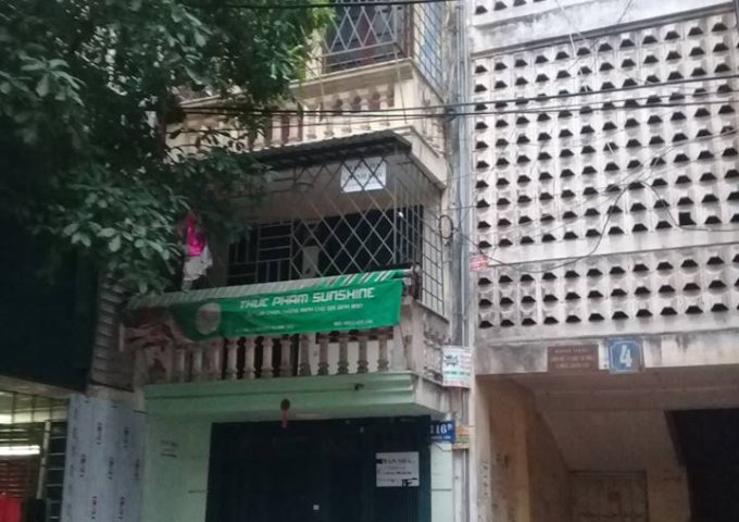 Bán nhà A25 tập thể Nghĩa Tân, 31m2 x 3 tầng, ô tô đỗ cửa. 3,2 tỷ