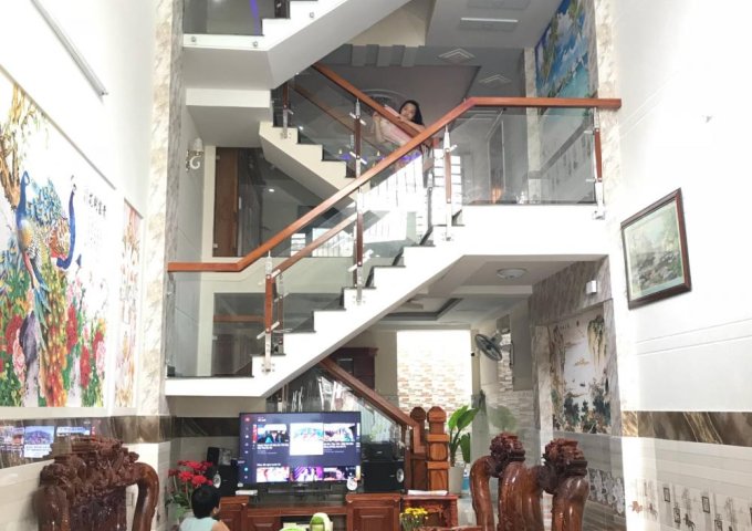 Bán nhà hẻm 158 Lâm Thị Hố, phường Tân Chánh Hiệp, quận 12