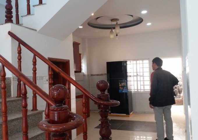 Bán nhà hẻm xe hơi 17/4/10 Dương Cát Lợi, thị trấn Nhà Bè, giáp ranh đường Phạm Hữu Lầu, Q7