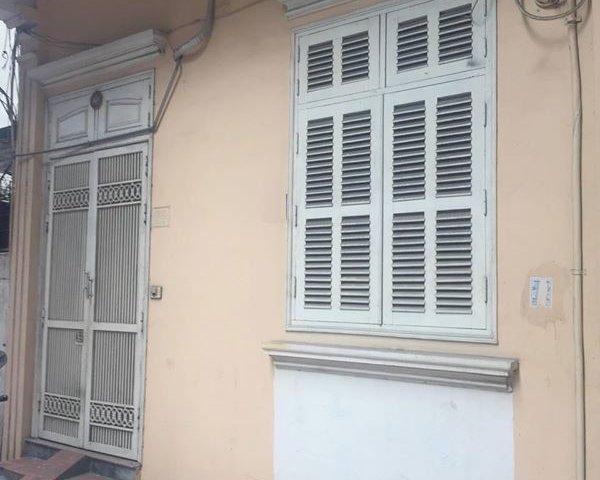 Cho thuê nhà riêng mặt ngõ tại Nguyễn Trãi, gần Ngã Tư Sở