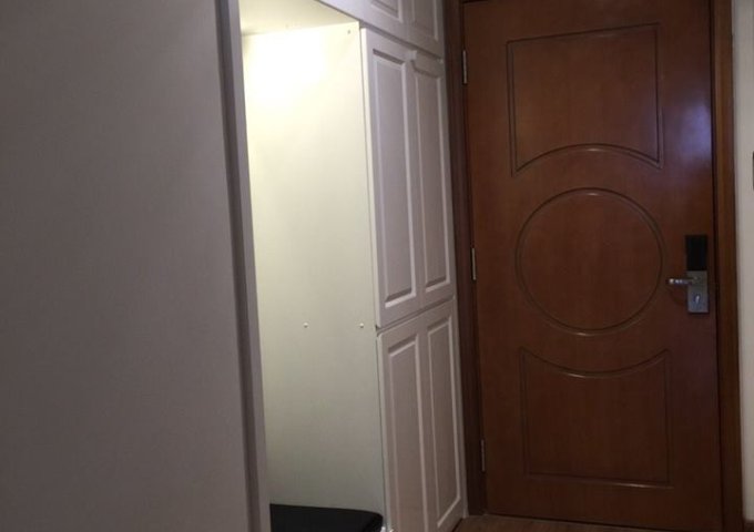 Cho thuê căn hộ chung cư Phú Gia số 3 Nguyễn Huy Tưởng, 2PN, nội thất mới, đang trống