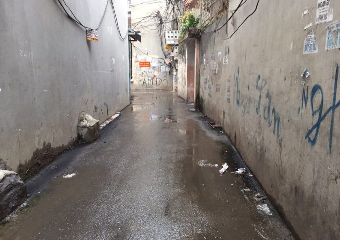 Gấp bán nhà cấp 4, 40m2 tại Mỹ Đình, mặt tiền 5m, giá chỉ còn 2 tỷ