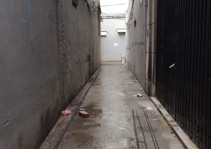 Gấp bán nhà cấp 4, 40m2 tại Mỹ Đình, mặt tiền 5m, giá chỉ còn 2 tỷ