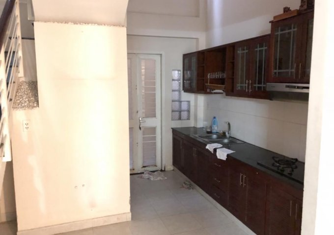 Cho thuê nhà hẻm 455 Lê Văn Lương, Quận 7. Dọn vào ở ngay