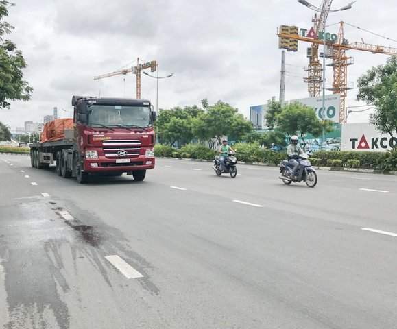 Bán nhà mặt tiền đường Nguyễn Văn Linh, phường Tân Thuận Tây, Quận 7