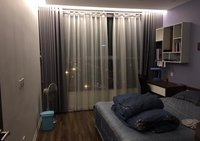 Thăng Long Number One cho thuê căn hộ 111m2,3 PN, full đồ. Liên hệ: 0981555993