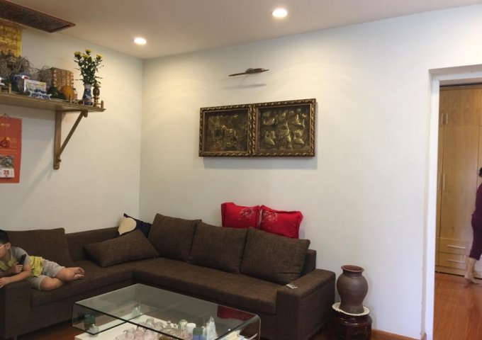 Cần bán căn hộ nhà C1B ngõ 9 phố Hoàng Ngọc Phách, P.Láng Hạ, 70m2, 2PN, 1,88 tỷ