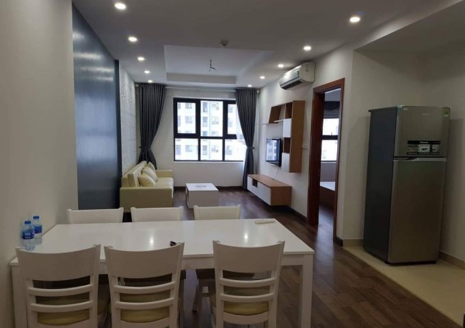 Cho thuê Fafilm 19 Nguyễn Trãi Ngã Tư Sở đối diện Royal City 80m2, 2 PN, 2WC đồ cơ bản 8,5 tr/th