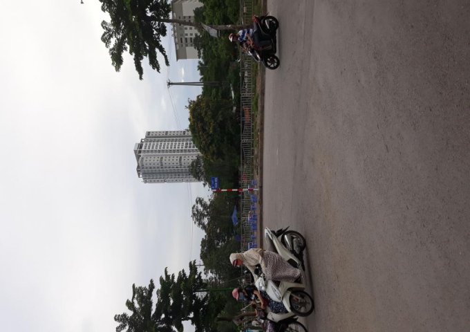 Bán CH 104m2 Đại Kim Building 3P ngủ căn góc, view hồ Định Công, cửa chính hướng Nam. 2.05 tỷ. LH 0972015918