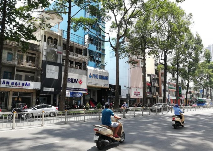 Cho thuê nhà mặt phố số 240 Trần Hưng Đạo, Phường.Nguyễn Cư Trinh, Quận 1, Thành Phố Hồ chí Minh