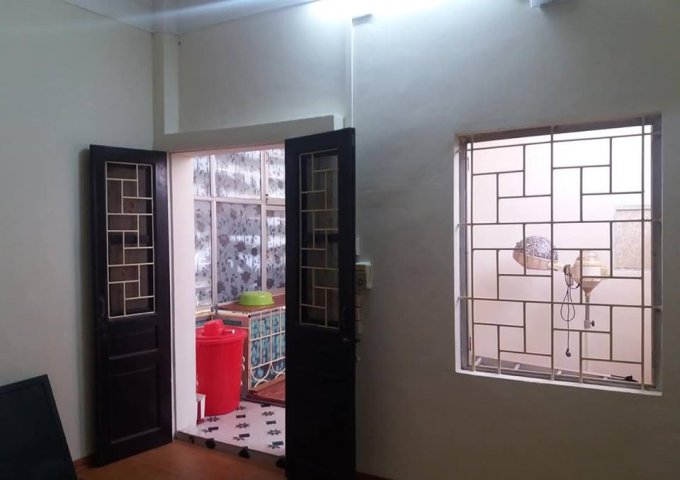 Bán nhà tập thể ngõ 81 Trần Cung, quận Cầu Giấy, DT 66m2, tầng 1, 1.25 tỷ