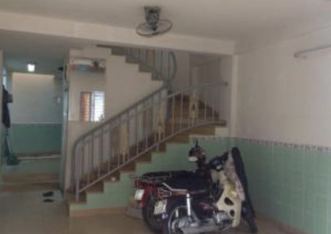 cần bán nhà nguyên căn ở 93/9/33 bờ bao tân thắng quận tân phú