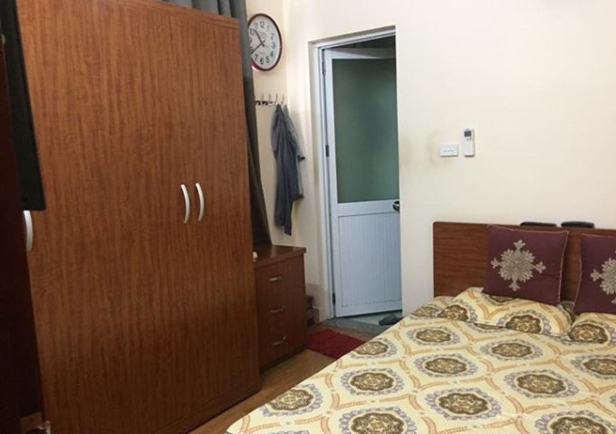 Bán nhà ngõ 63 Thái Thịnh, ô tô đỗ cửa, giá 3.5 tỷ