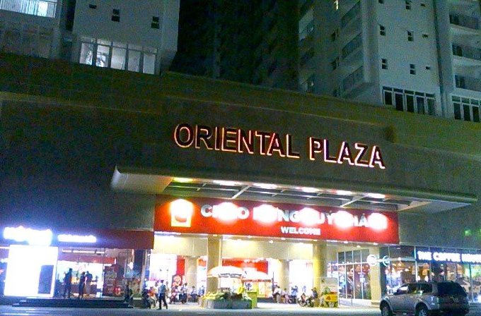Bán căn hộ ở liền Oriental Plaza mặt tiền Âu Cơ Tân Phú có siêu thị Big C bên dưới