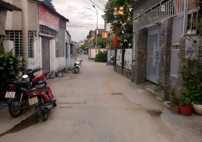 Bán gấp nhà mặt tiền chính chủ đường Nguyễn Văn Trỗi, Phường Dĩ An, 81m2 giá 2,3 tỷ