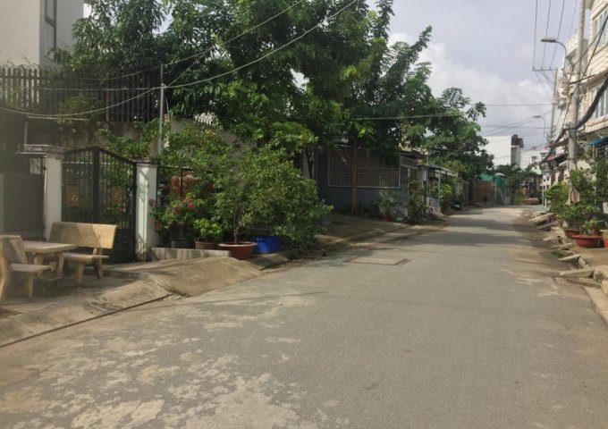 Bán nhà mặt tiền hẻm 1508 Lê văn Lương, Nhơn Đức, Nhà Bè, DT 6,4x30m. Giá 4,3 tỷ