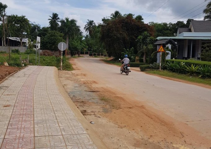 Cần sang lại 3 lô đất nền ngay đường Nguyễn Trung Trực, Phú Quốc