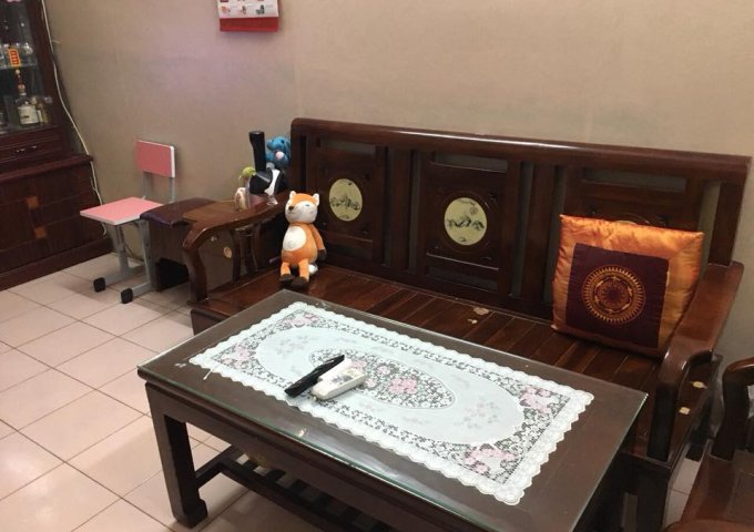 Cần bán gấp tập thể bệnh viện Quân Y 354 - Đội Nhân, full đồ 1,7 tỷ, 60m2