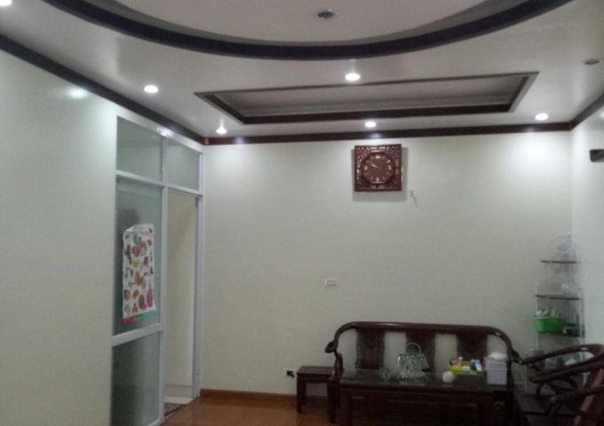 Tổng Cục 5 ngõ 234 Hoàng Quốc Việt, bán căn hộ chung cư đối diện Bộ Công An, giá 2.2 tỷ