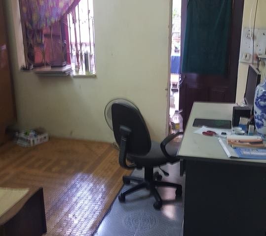 Bán nhà ngõ 7 Hoàng Đạo Thành, 45m2 x 3 tầng, 3,3 tỷ, ô tô đỗ cửa