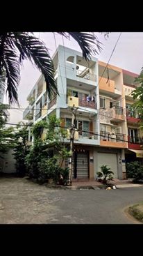 Bán Nhà hẻm 52/ Đường Huỳnh Thiện Lộc, dt 4x18m, 3 lầu. giá 8.5 tỷ . lh 0903947859 