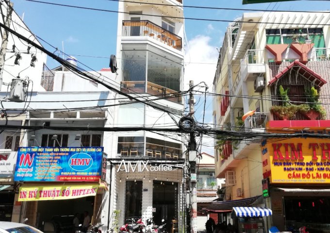 Cho Thuê Nhà Góc 2 Mặt Tiền số 228 Phạm Văn Hai, Phường 5, Q. Tân Bình. 