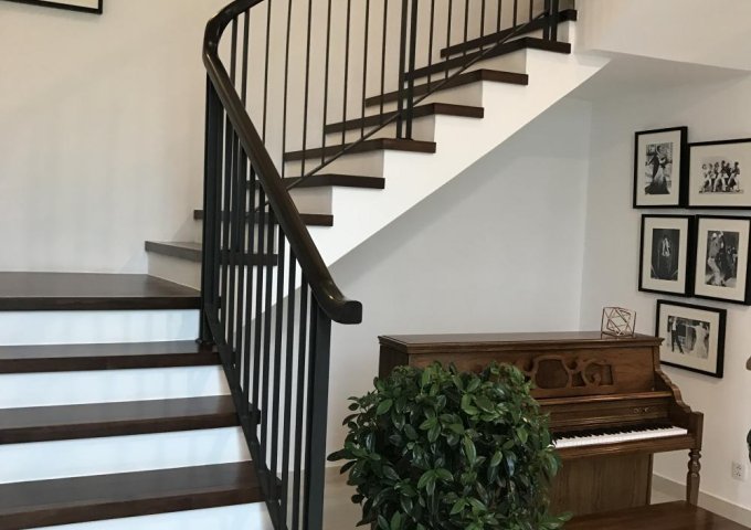 0902185819. Gia đình tôi đang cần bán gấp nhà mặt phố Ao Sen hà đông