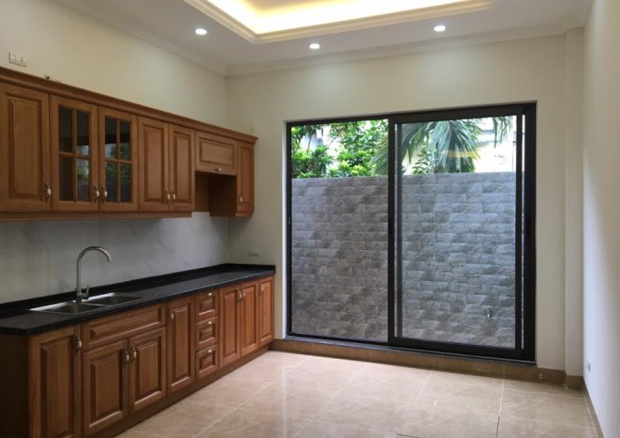 Bán nhà Ngõ 304 Hồ Tùng Mậu Bắc Từ Liêm 3.8 tỷ 55m2x5T