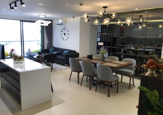 Bán căn hộ the Gold View 3 phòng ngủ, Nôi thất đầy đủ, 5,7 tỷ L/H: 0936864241