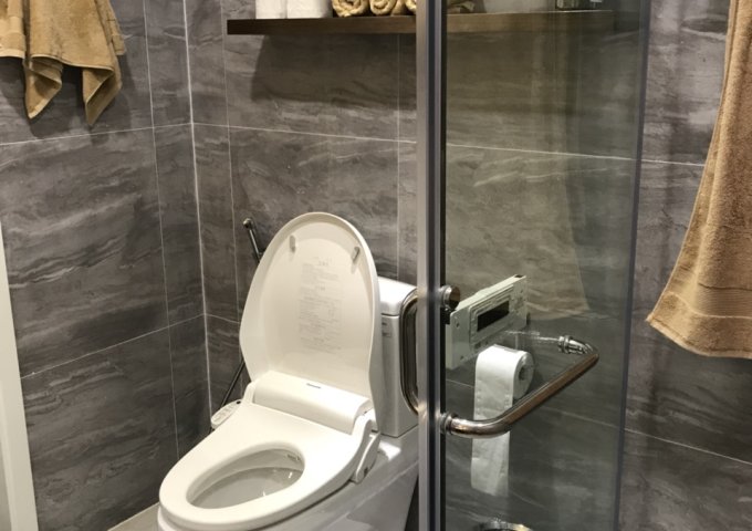 Bán căn hộ the Gold View 3 phòng ngủ, Nôi thất đầy đủ, 5,7 tỷ L/H: 0936864241