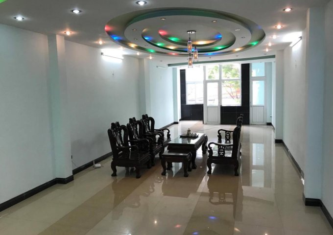 Cho thuê nhà mặt tiền Nguyễn Hữu Thọ, kinh doanh tốt, 3 tầng, 4PN