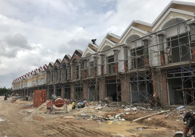 Bán nhà mặt phố tại dự án khu đô thị Thịnh Gia, Bến Cát, Bình Dương, diện tích 106m2, giá tt 499 tr