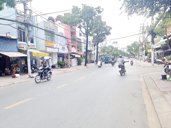 Bán nhà mặt tiền 2 lầu, Quận 8, đường Hưng Phú, Phường 8