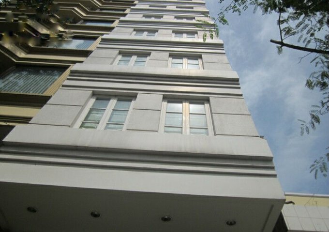 Bán khách sạn mặt tiền Bùi Thị Xuân, Quận 1, DT: 187.5m2. Giá: 58 tỷ