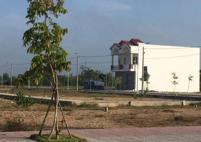 Bán đất nền dự án tại Đường Nguyễn Huệ, Ngã Bảy, Hậu Giang diện tích 95m2 giá 520 Tỷ